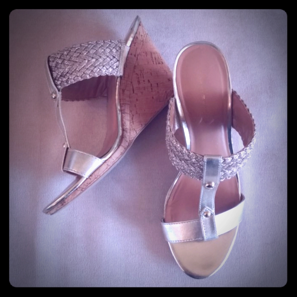 Tommy Hilfiger 'Tweleona' Gold Cork Wedge Sandals